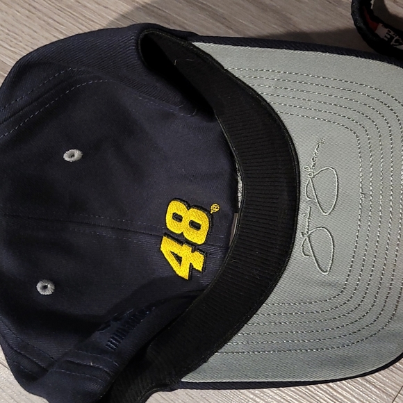 Great to New Condition Cap Bundle - Picture 3 of 5